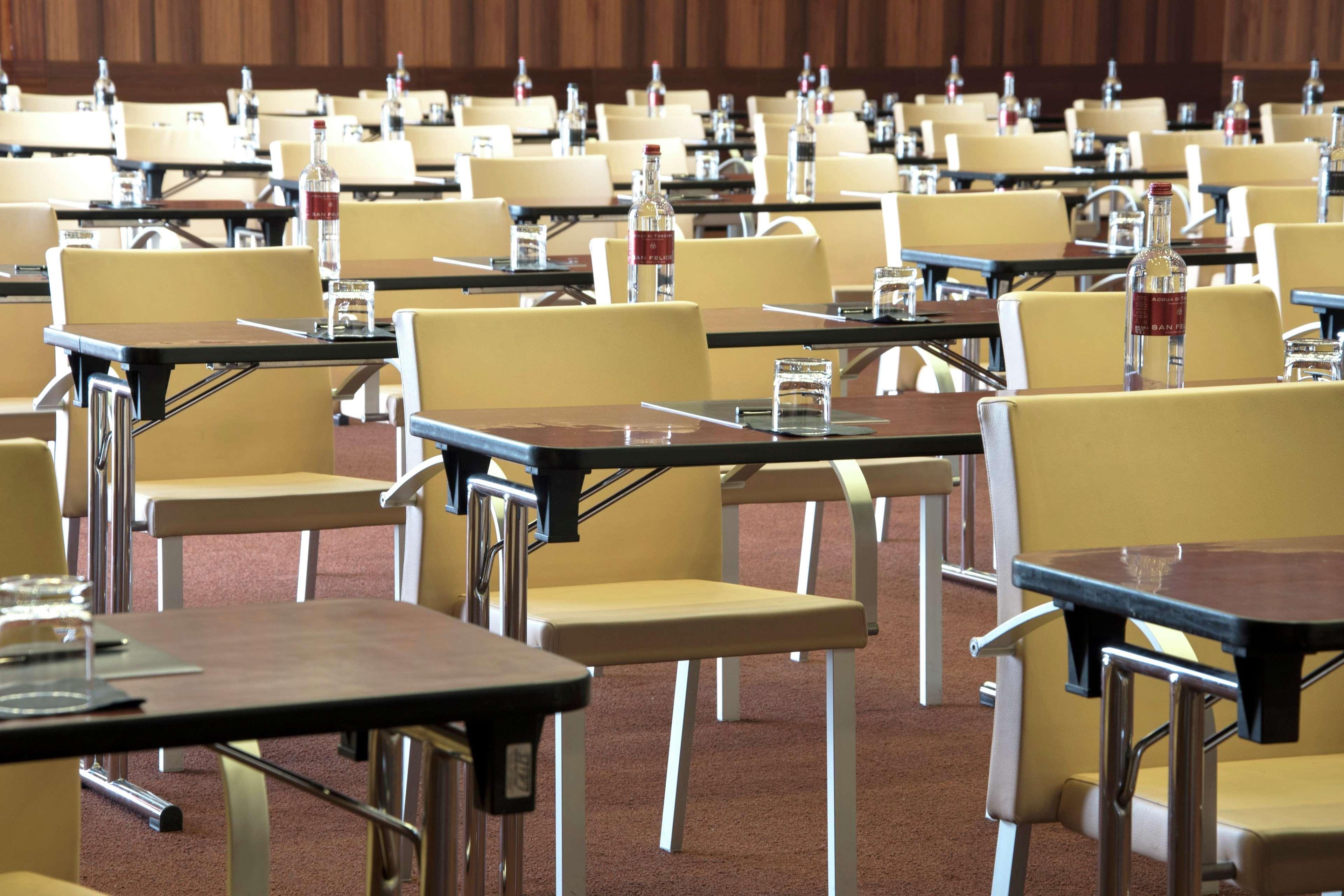 Hotel Doubletree By Hilton Metropole 4*