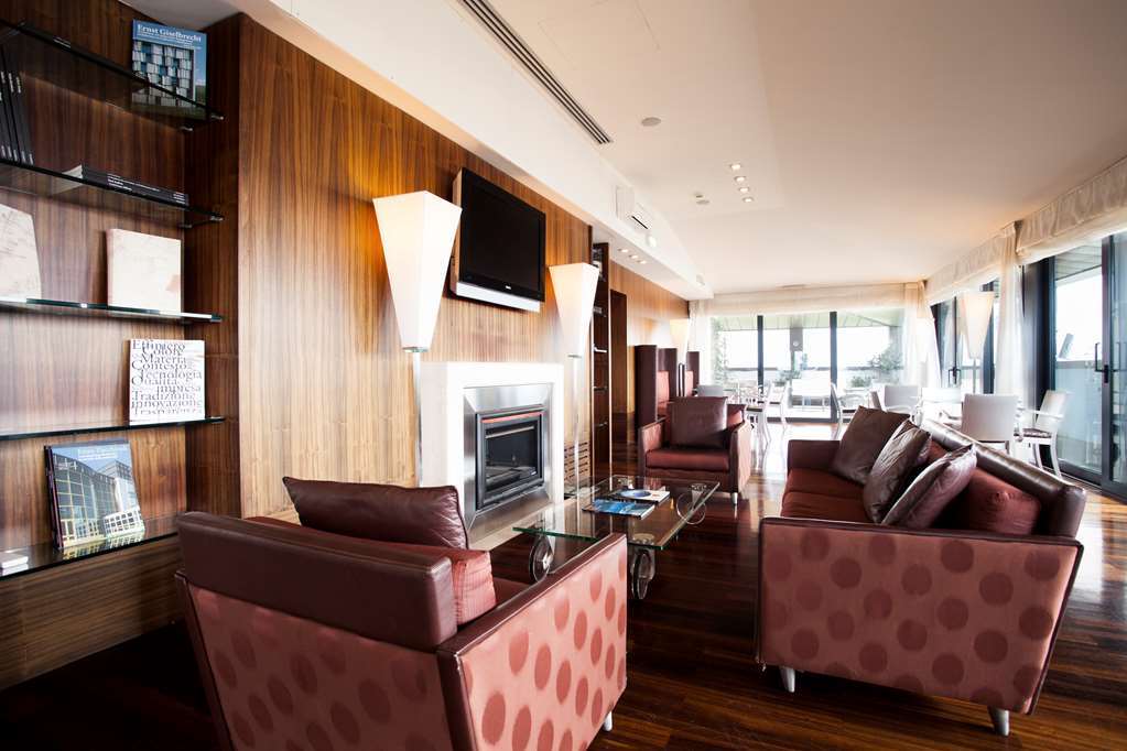 Doubletree By Hilton Metropole 4*